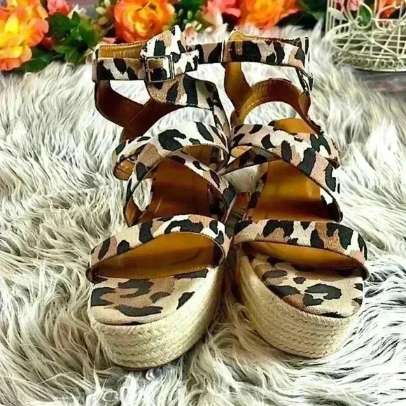 Qupid Leopard Print Canvas Platform Cross Over Espadrilles, 7.5 - Picture 3 of 12